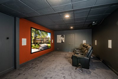 Cinema-Quality Comfort: Radiant Heat for a Cozy Home Theater