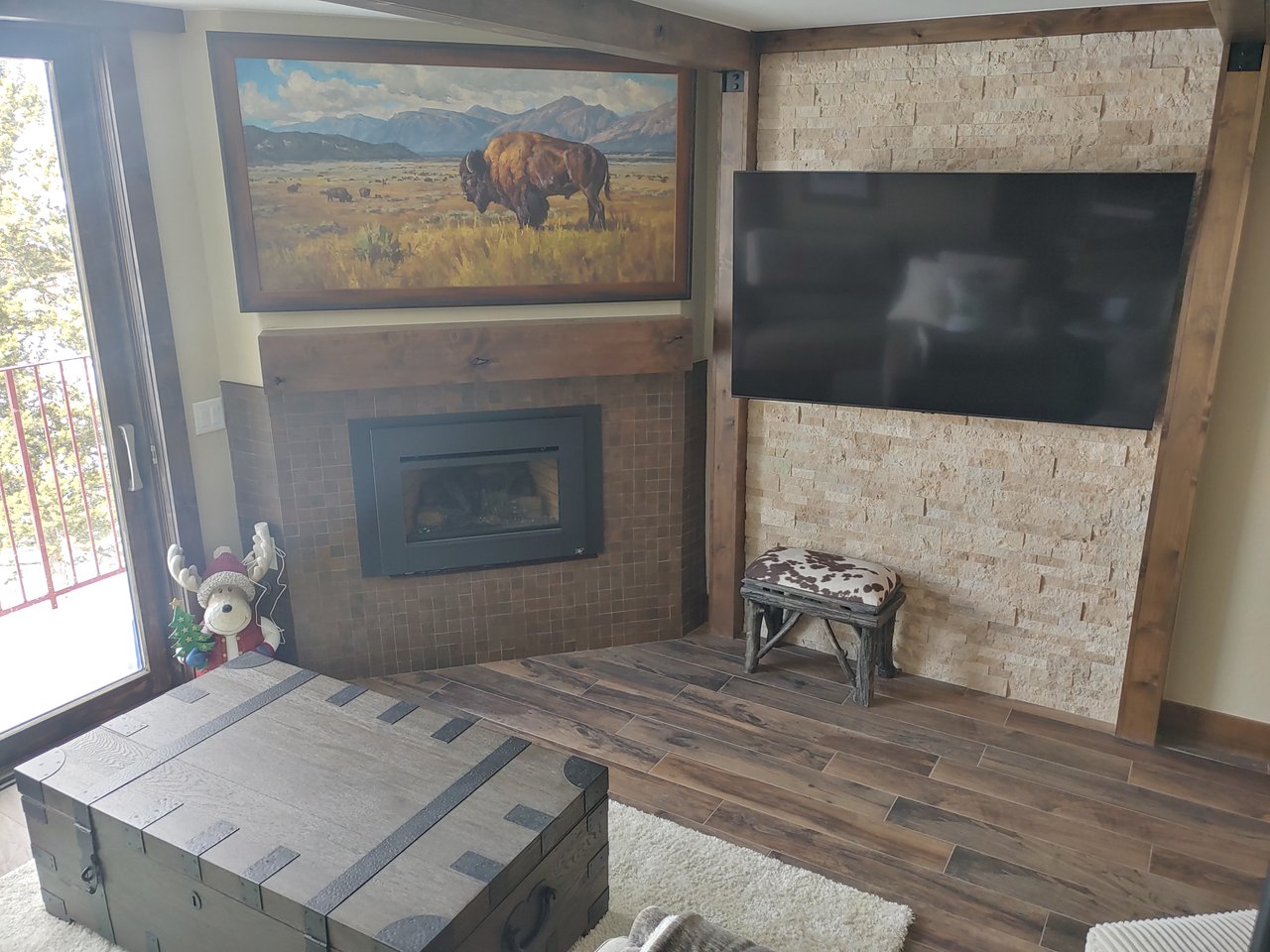 Luxury Warmth for a High-Altitude Retreat: Heated Kitchen and Living Space in Copper Mountain