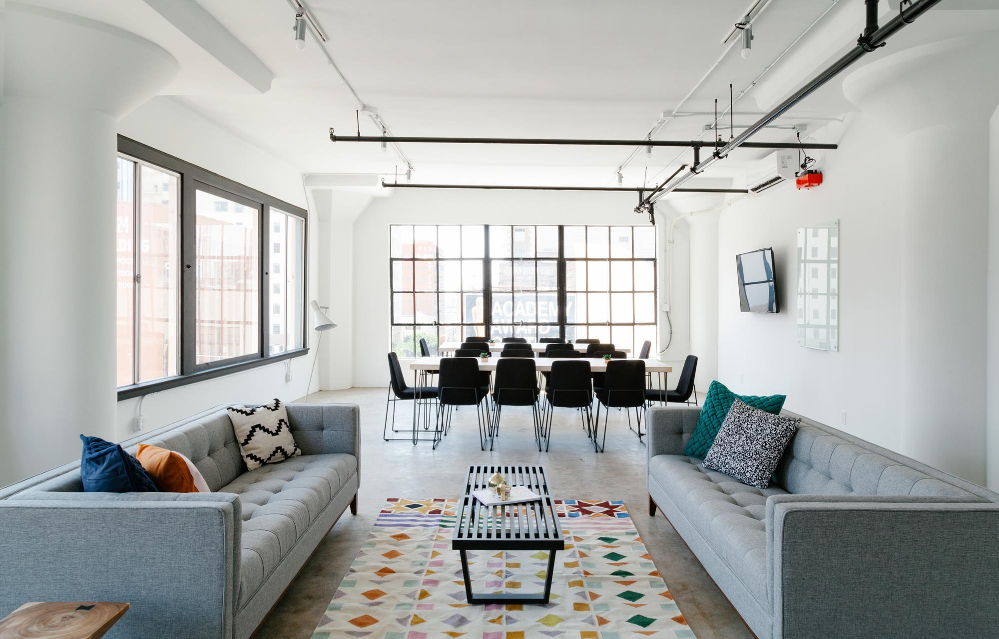 Dealer & Showroom Programs