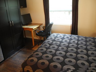 Banish the "Morning Floor-Freeze" Forever: Real Warmth for Laminate Wood