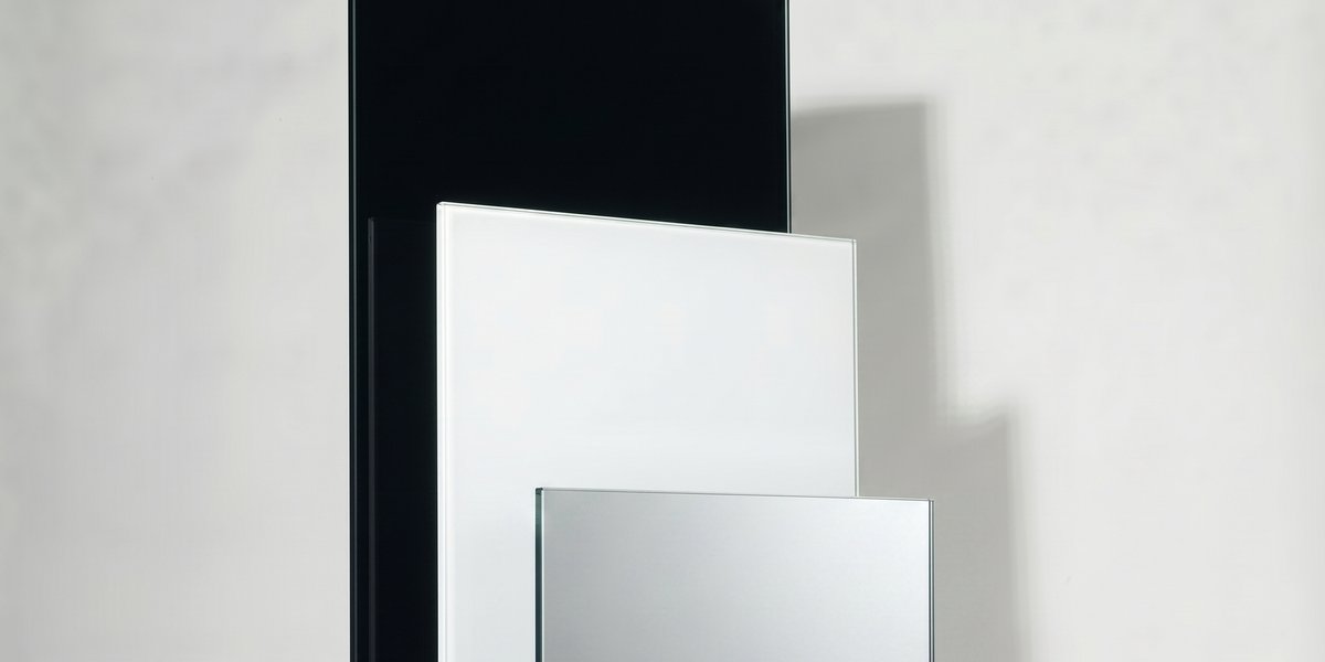 Thin Infrared Heating Panels In Black White And Mirror Glass