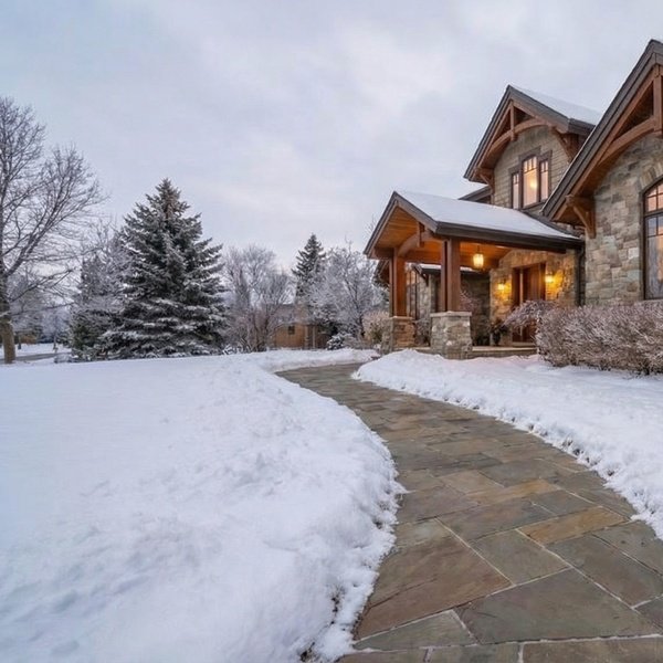 Walkways & Sidewalks