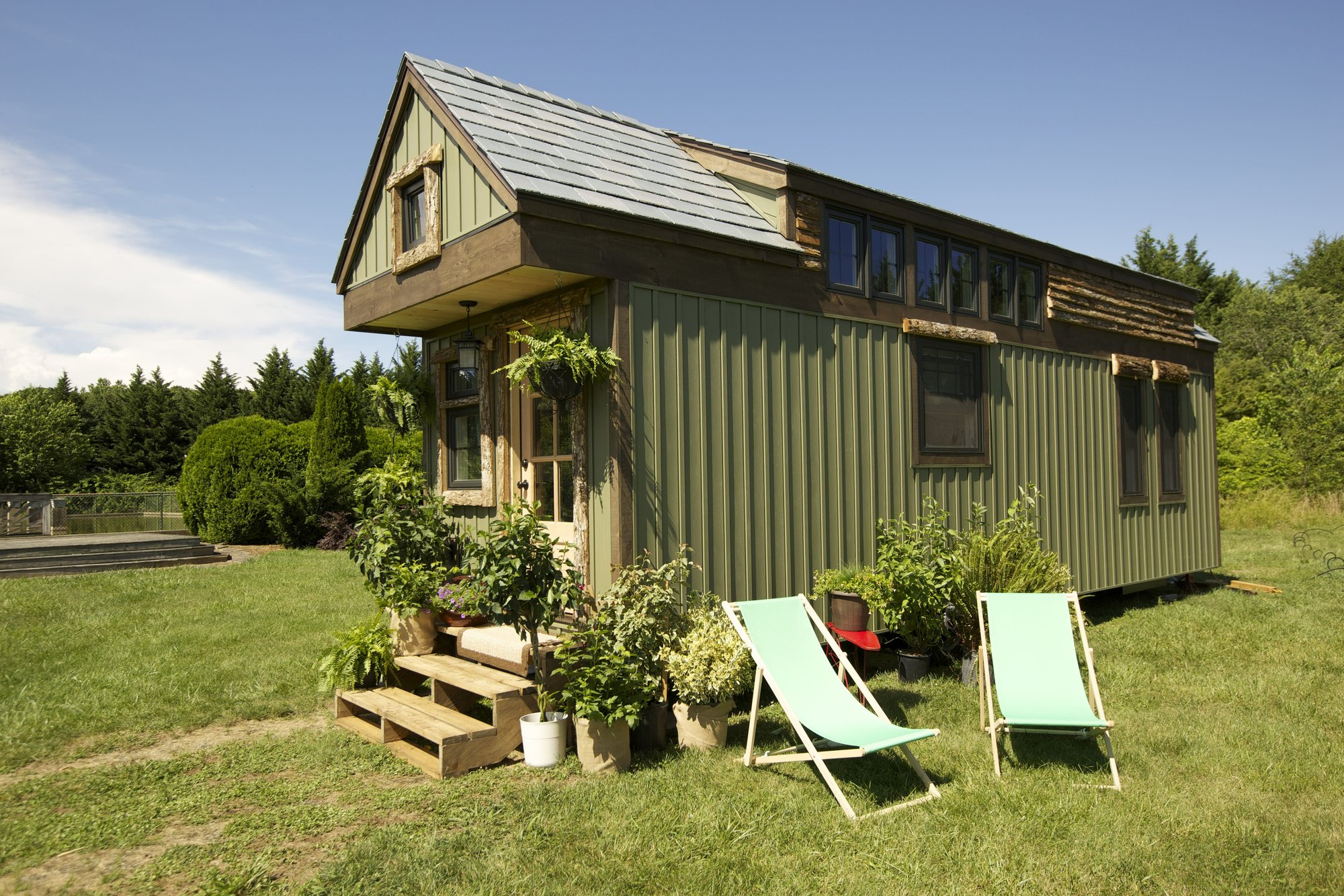 As seen on FYI's Tiny House Nation - Floor heating feature for laminate and environ exterior side