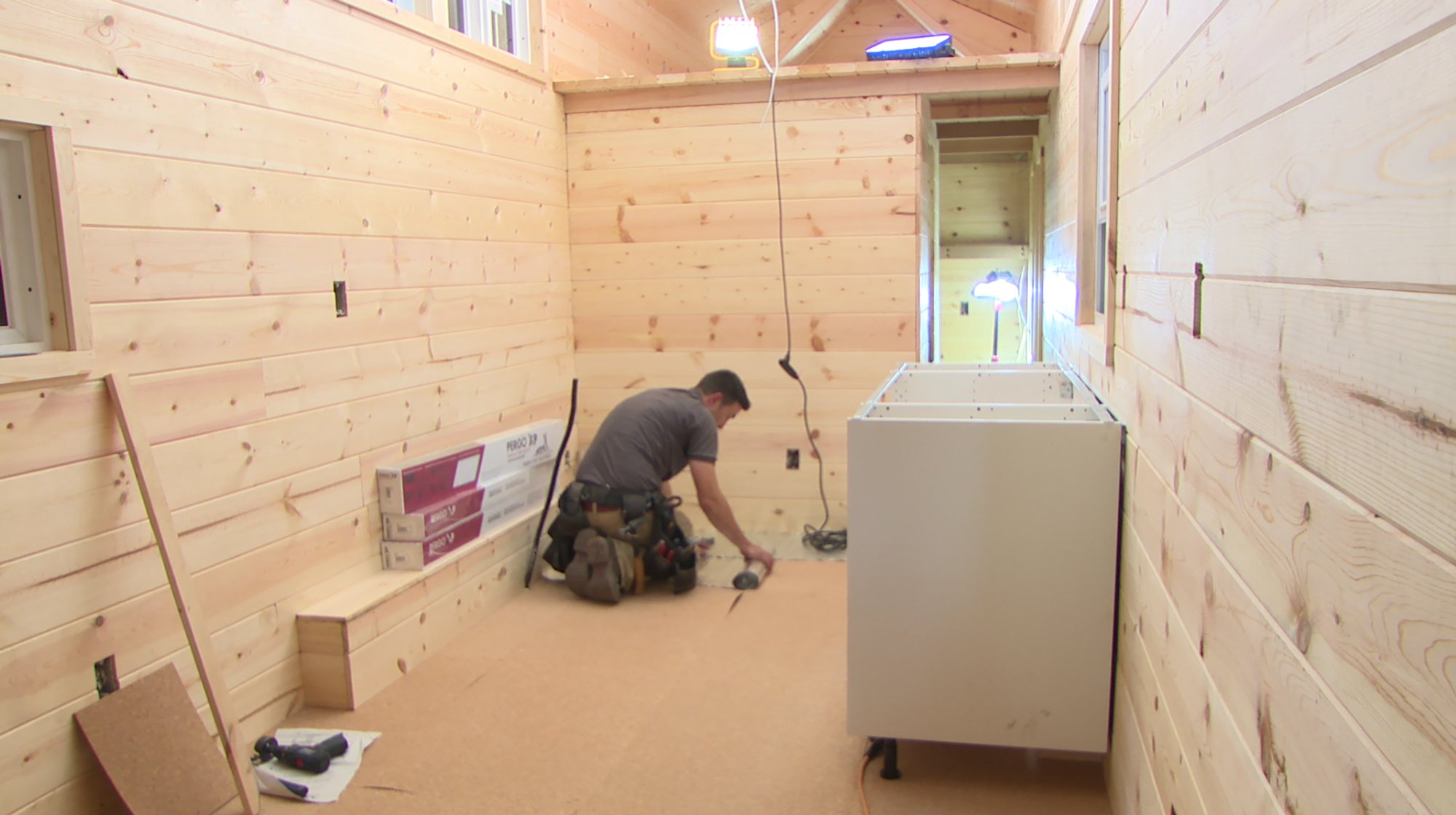 As seen on FYI's Tiny House Nation - Floor heating feature for laminate and environ installation