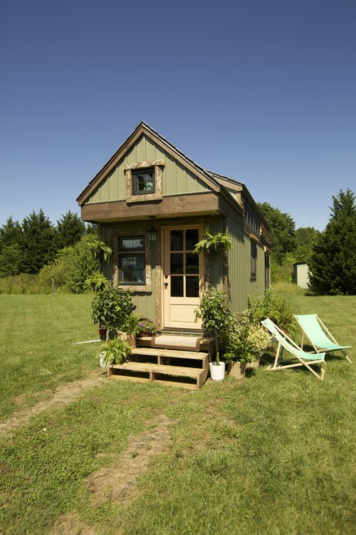 As seen on FYI's Tiny House Nation - Floor heating feature for laminate and environ exterior