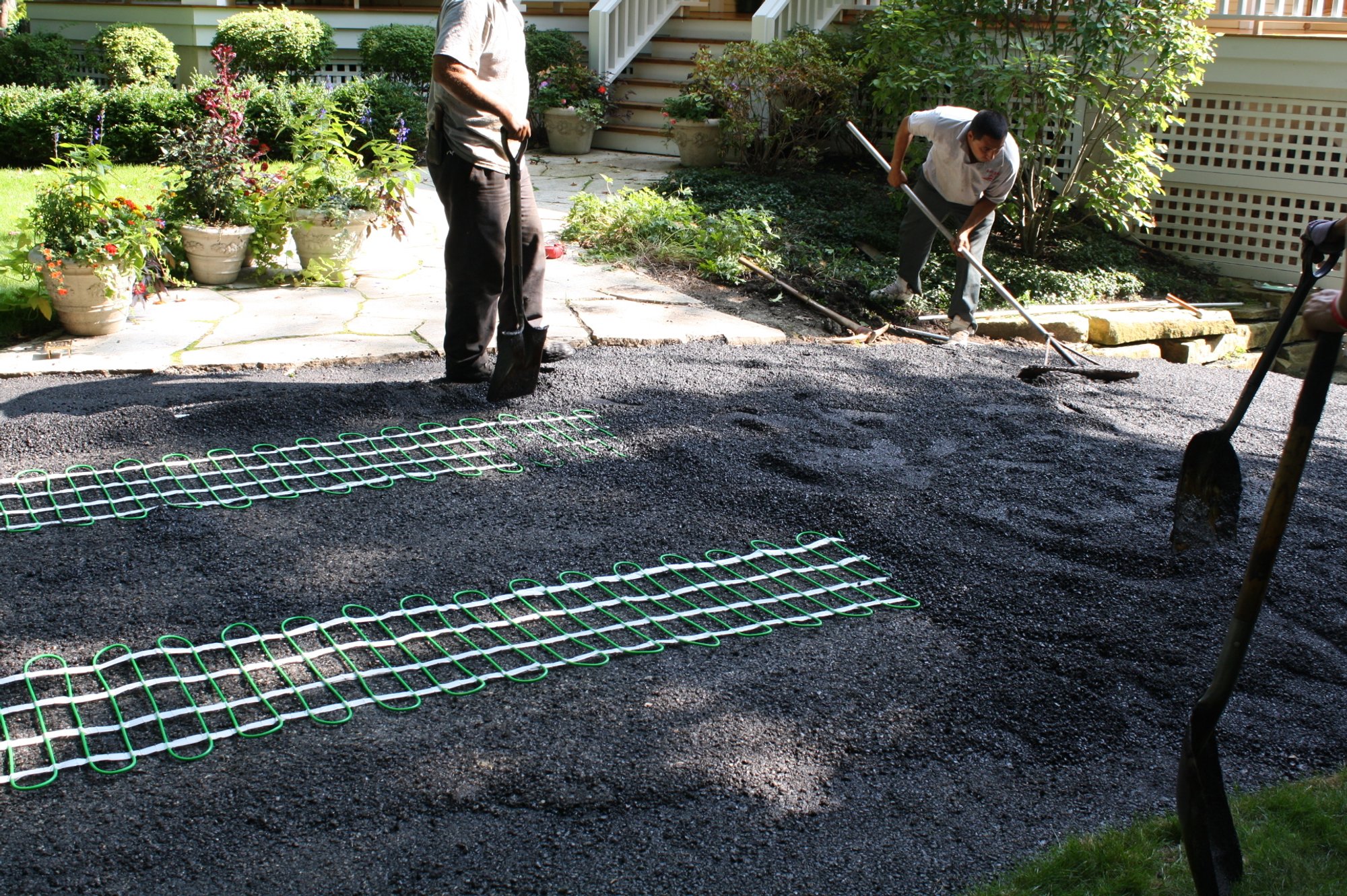 Snow melt installation for asphalt driveway in zion illinois 14