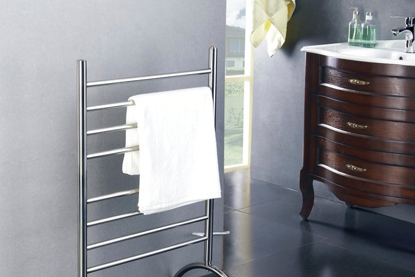 Barcelona towel warmer