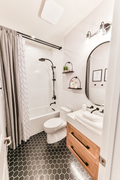 Cozy Comfort for a Fort Worth, TX Bathroom Remodel