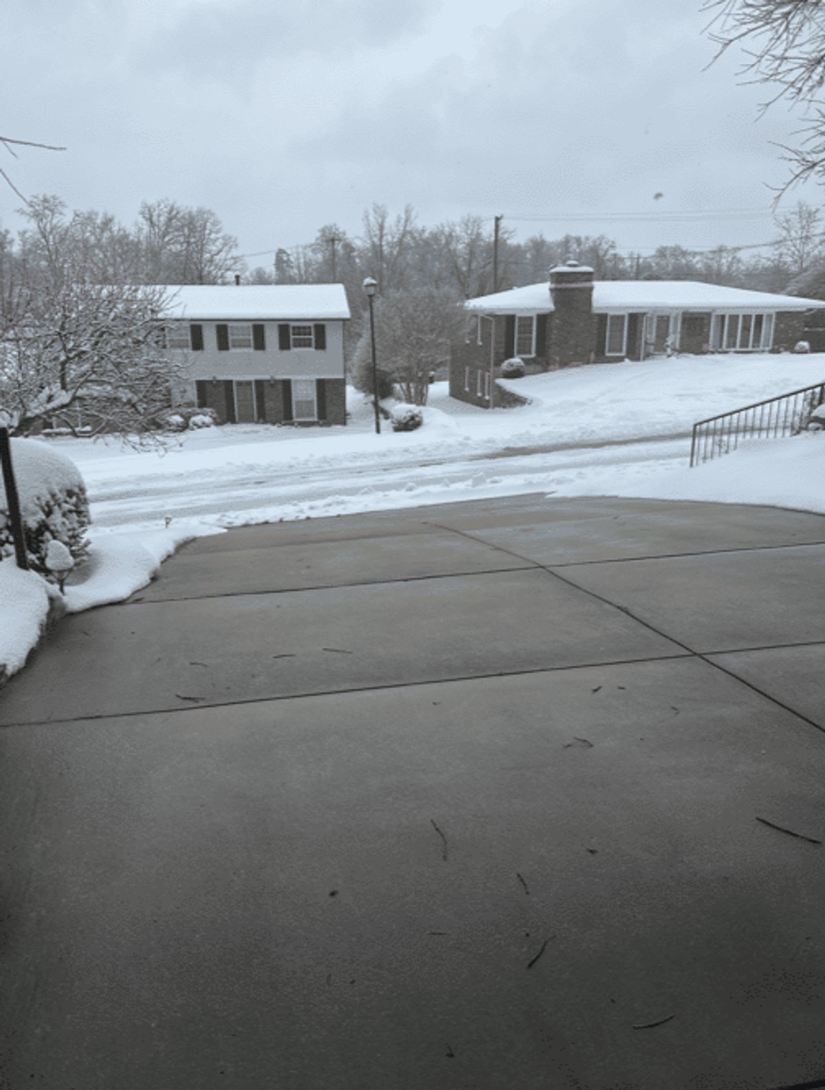 before and after of melted snow driveway (2) edited