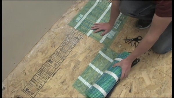 ¿Cómo instalar un rollo de calefacción para pisos TempZone?