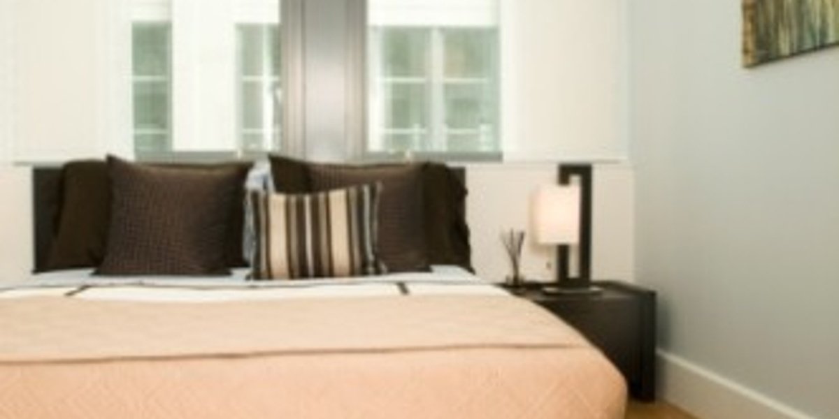 Creating a contemporary master bedroom that pops