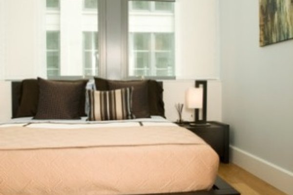 Creating a contemporary master bedroom that pops