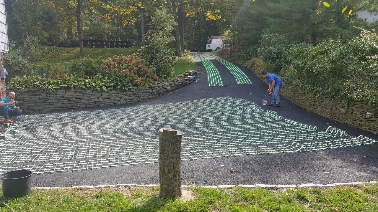 A Shovel-Free Season: Mahwah, NJ Driveway Gets a Smart Snow Melting System