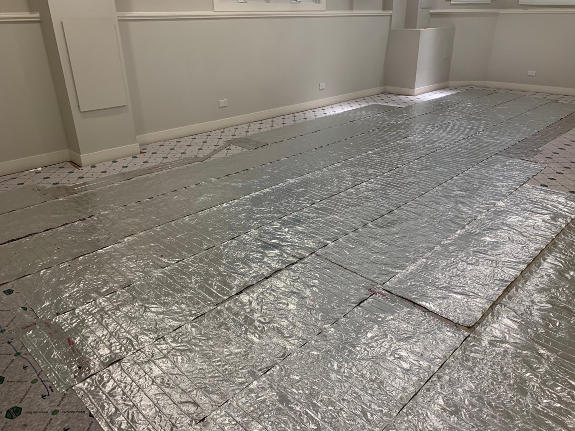 Environ SmartInstall for Bedroom and Living Room with stretch in carpet (9)