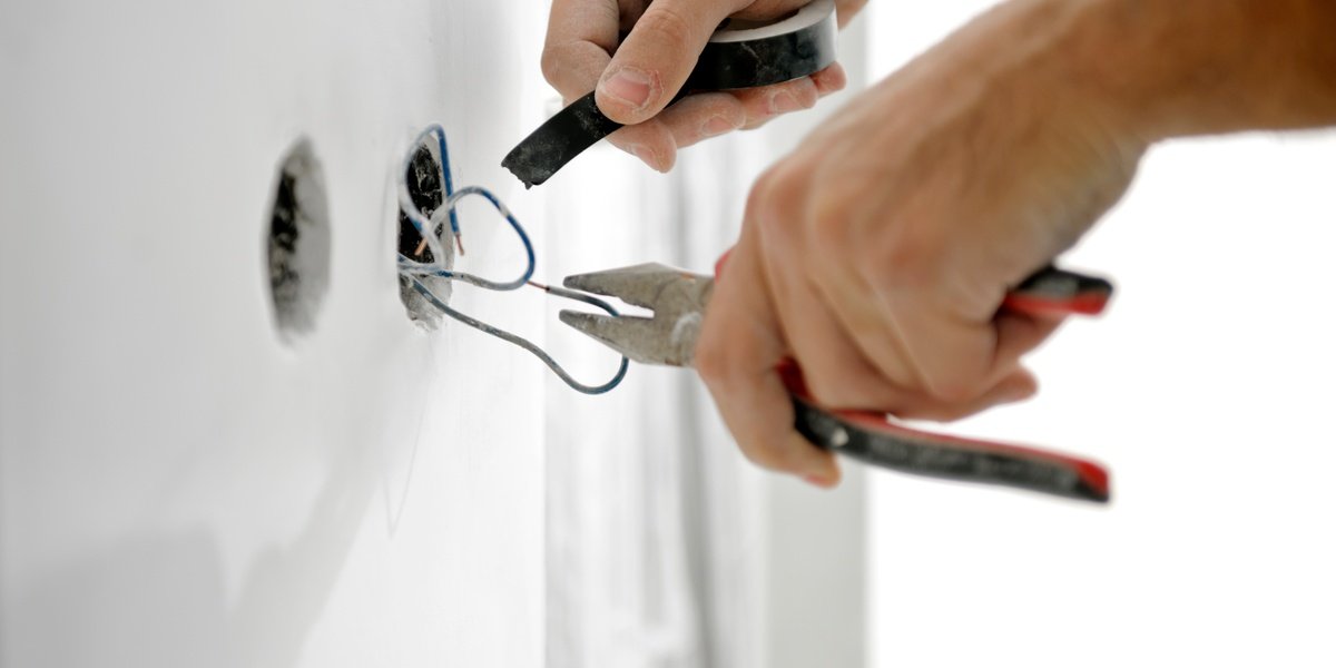 Electrical wiring for thermostat