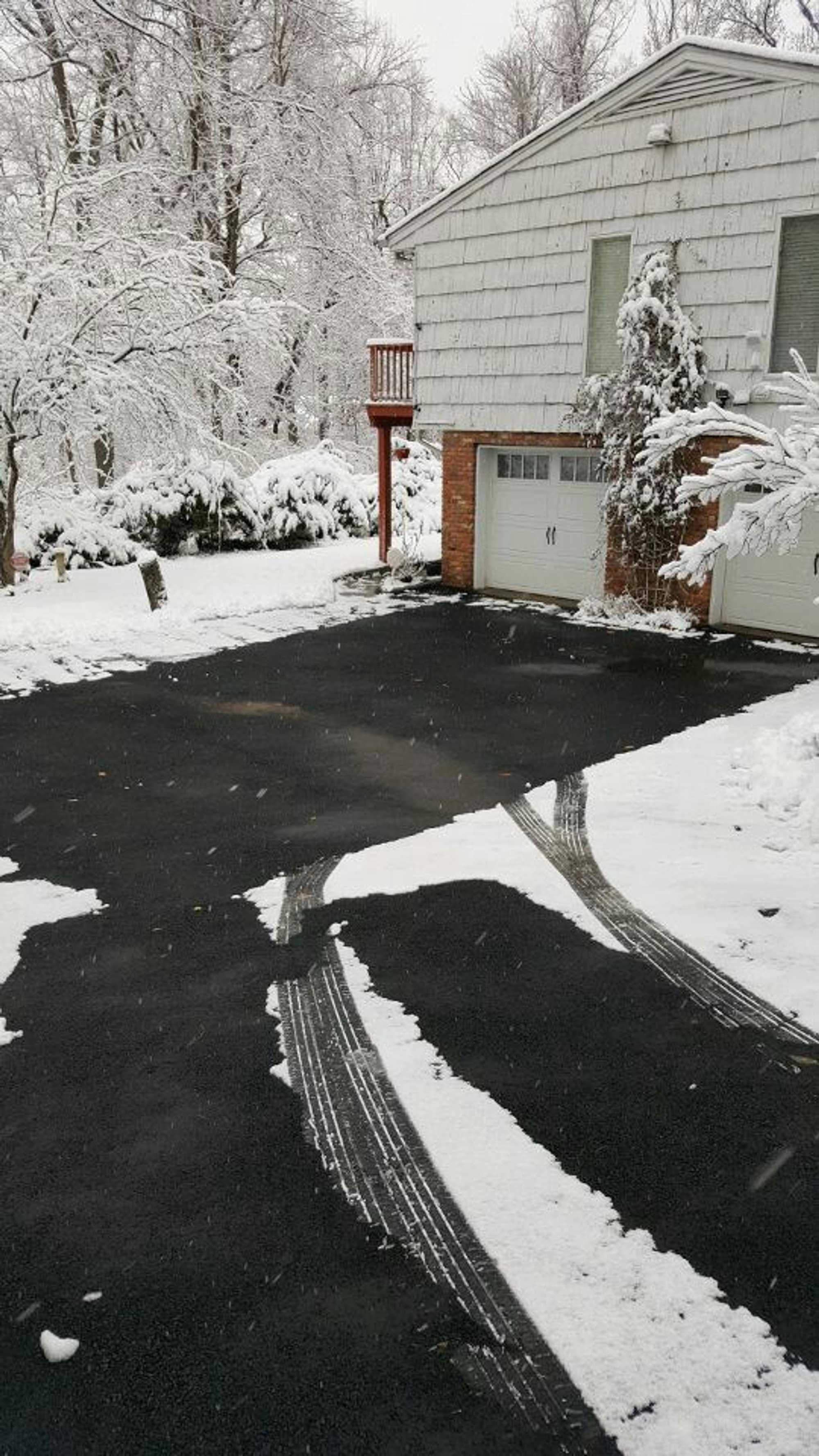 Full coverage Snow melting system installed in front of garage MAHWAH, NJ
