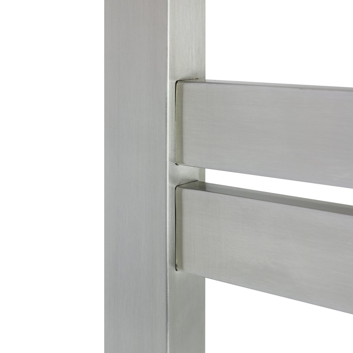 Grande 10 Brushed Detail