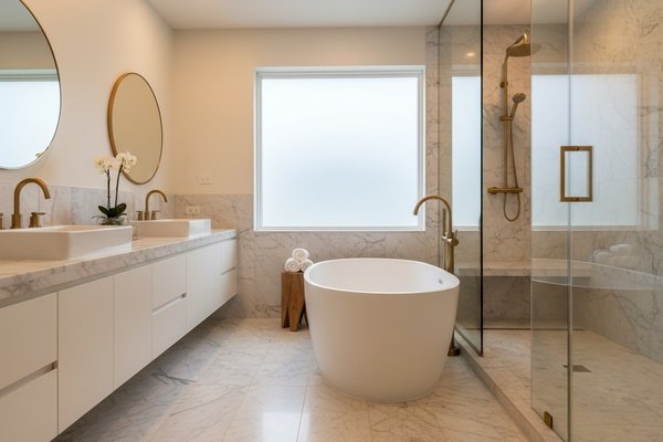 Heated Bathroom Floors - Luxury Comfort and Energy Efficiency | WarmlyYours
