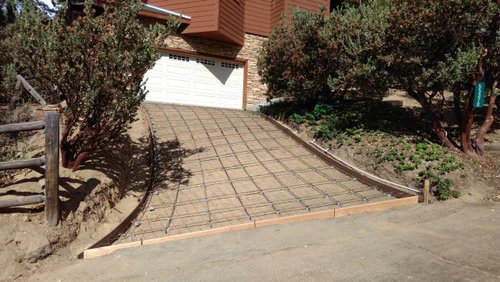 Heated Driveway installation with metal rebar frame