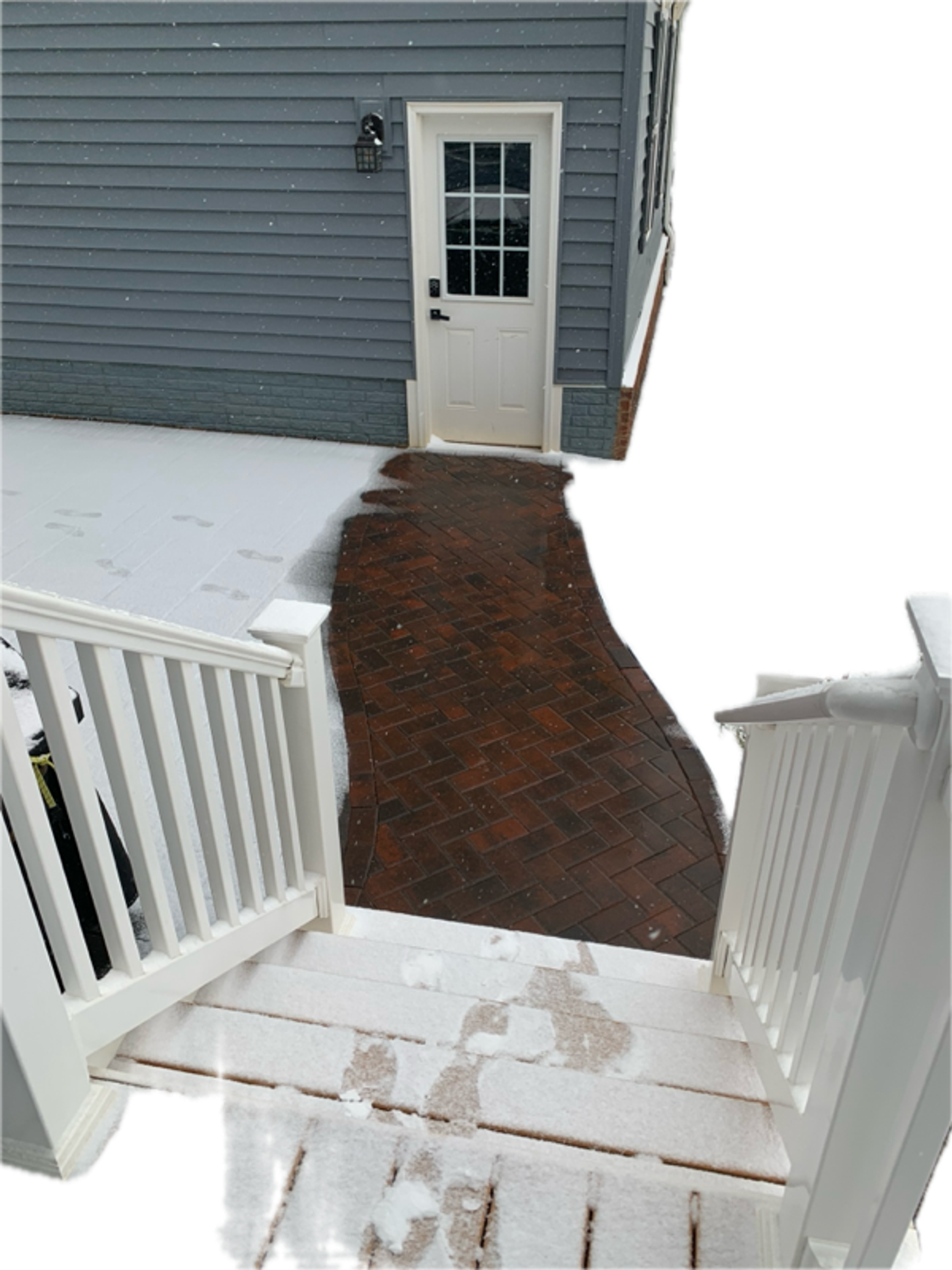Natural Surroundings, Heated Walkway