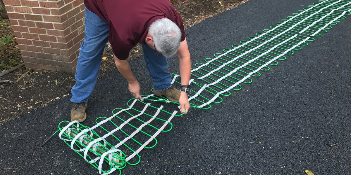 Tire track  - setting mats