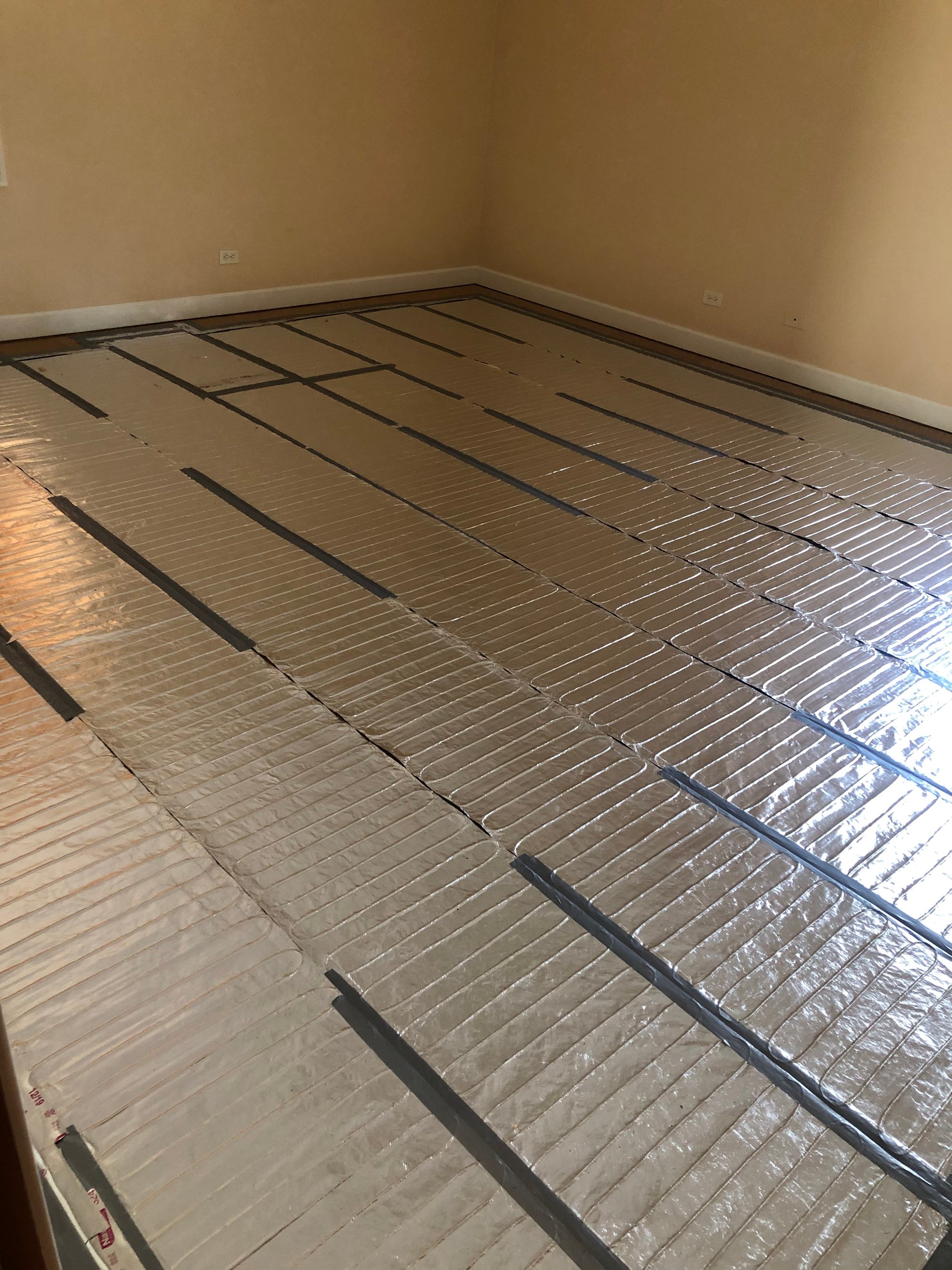 SmartInstall for Bedroom with Engineered wood floor and Environ floor heating (8)