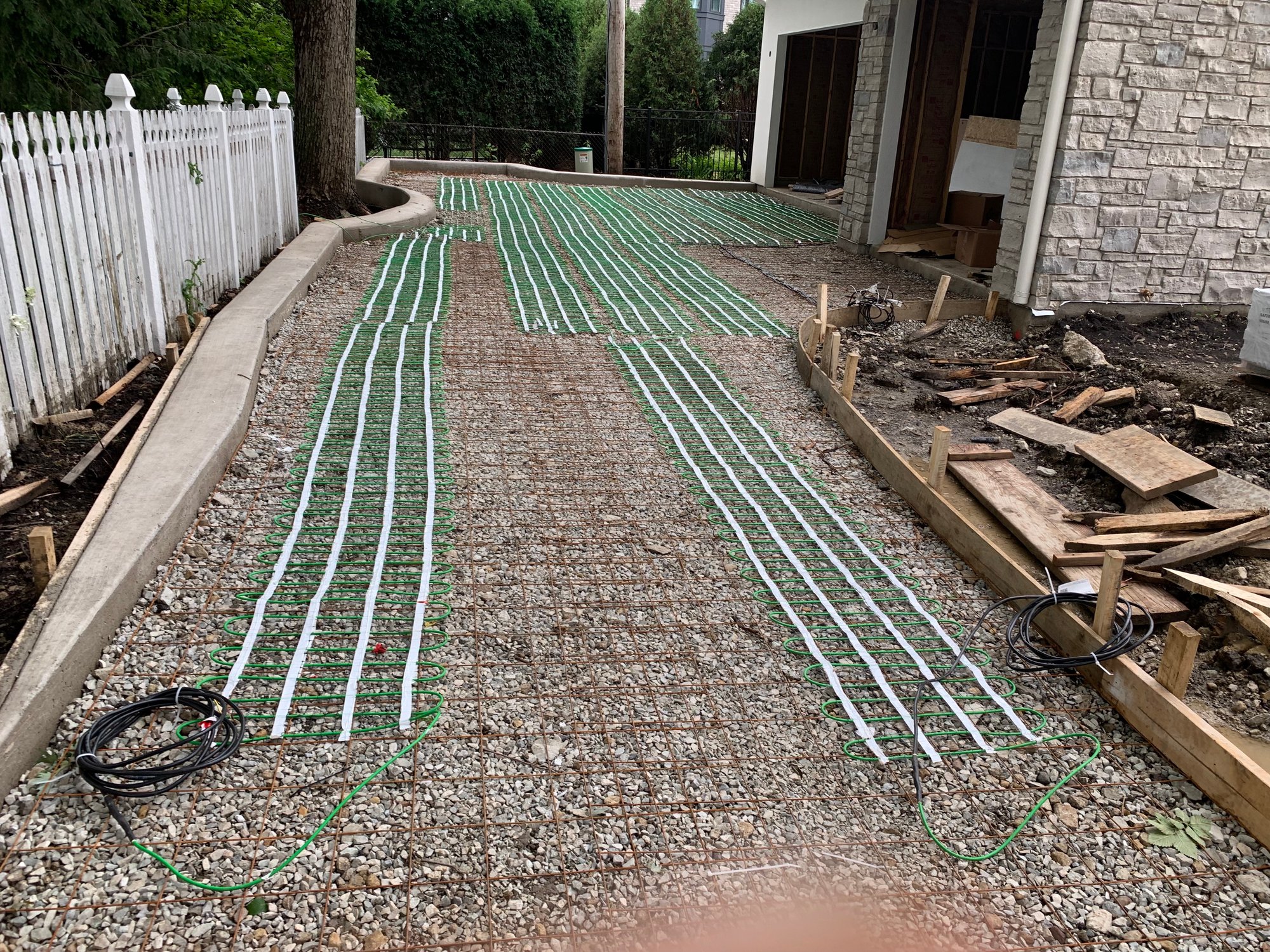 Smartinstall in Elmhurst illinois for heated driveway and walkway with snow melt system and geogrid