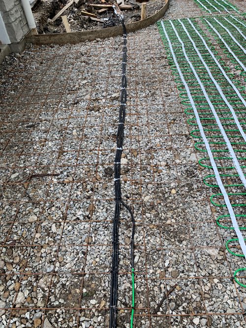 Smartinstall in Elmhurst illinois for heated driveway and walkway with snow melt system and geogrid (7)