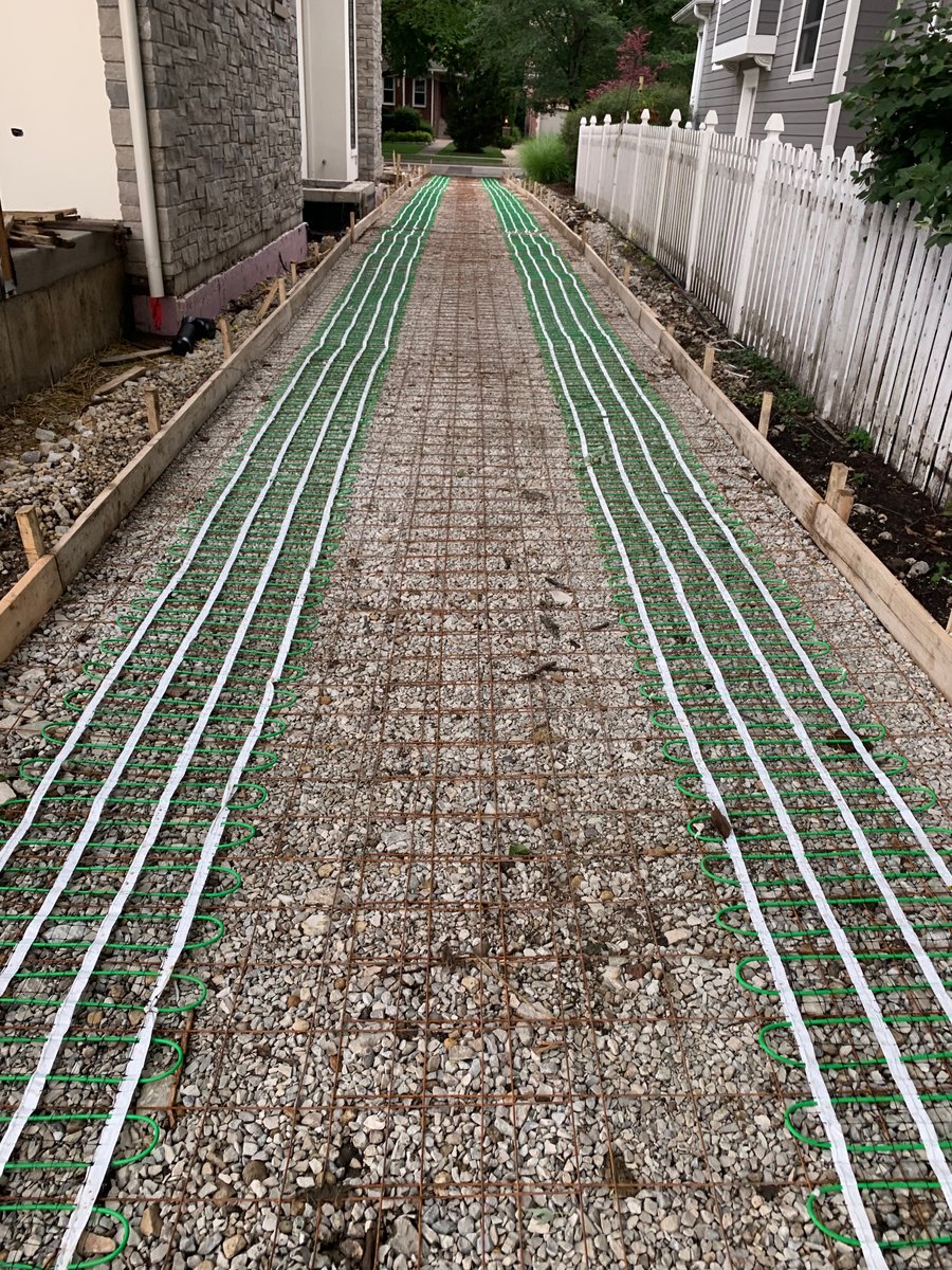Smartinstall in Elmhurst illinois for heated driveway and walkway with snow melt system and geogrid (11)