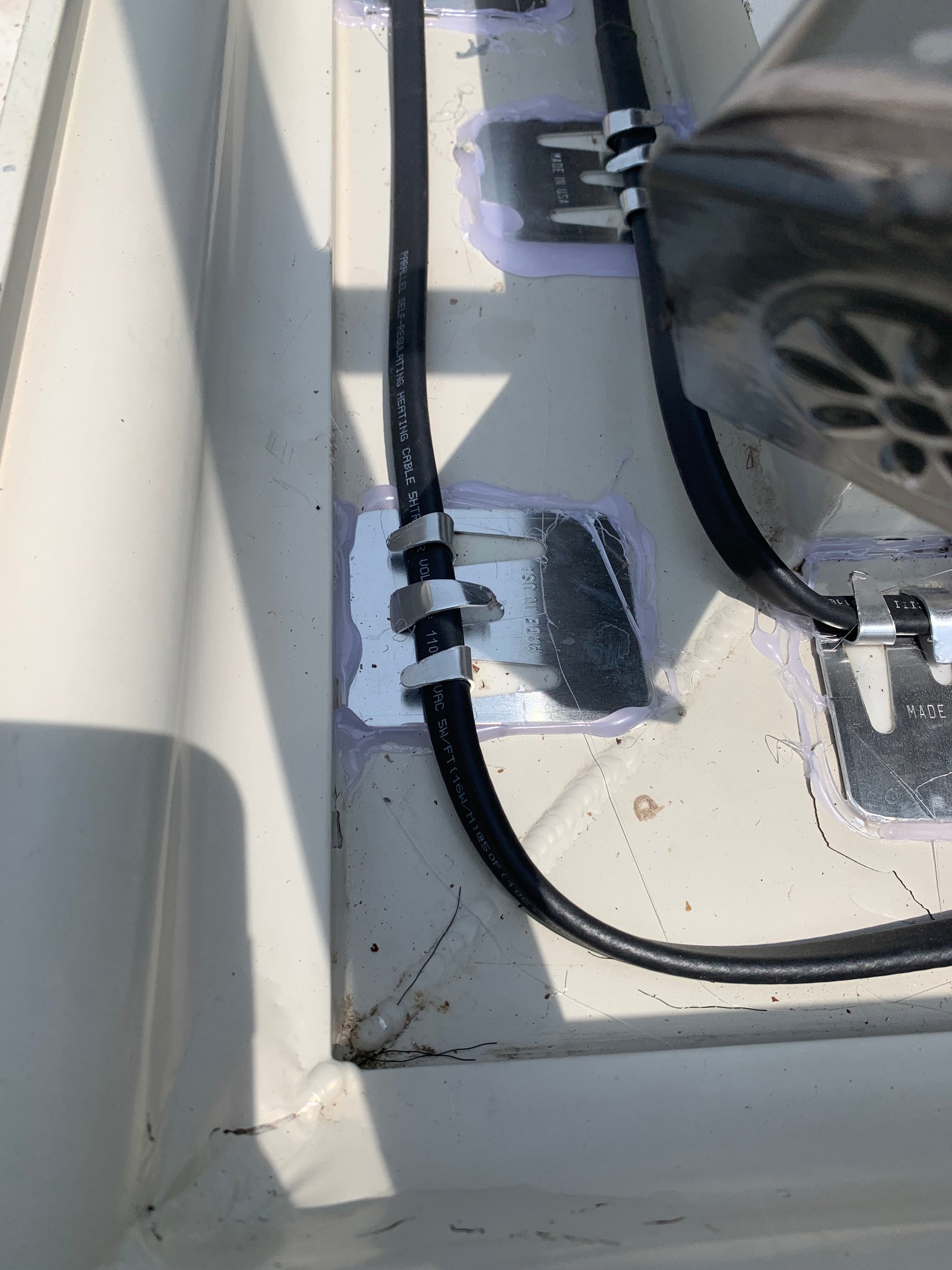 Roof & Gutter Deicing System SmartInstall for Kimberwick Home (6)