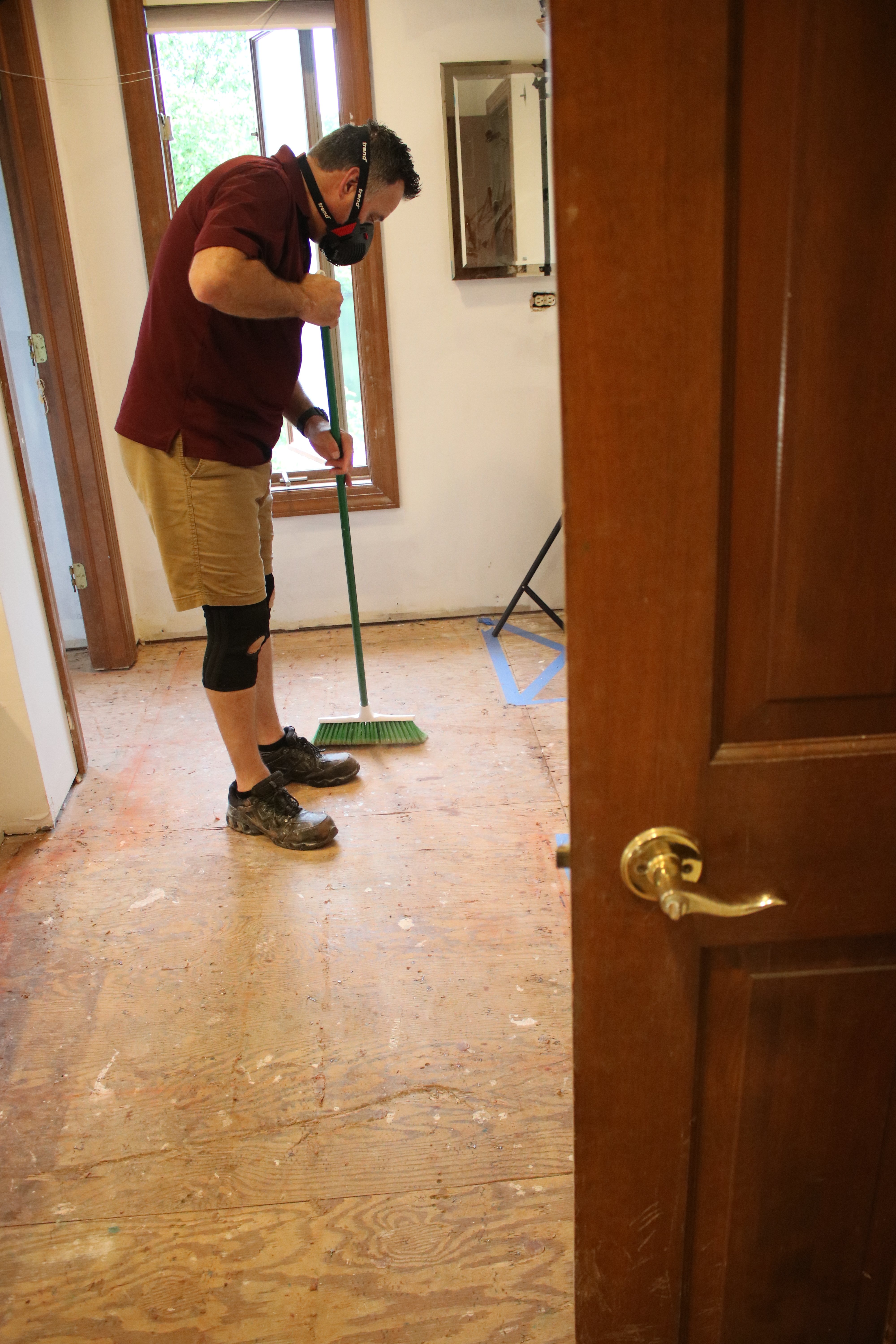 Prepare subfloor for installation of floor heating