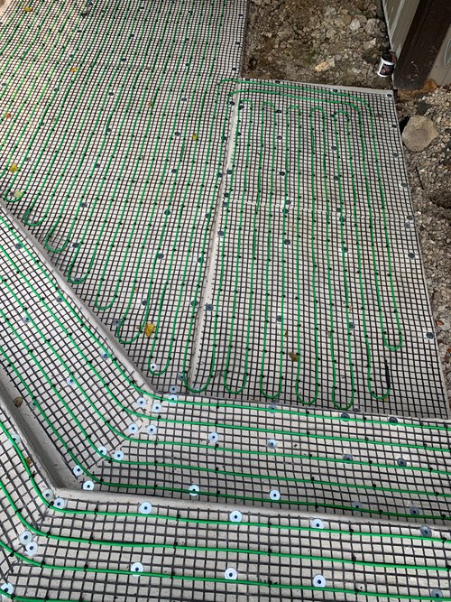 smartinstall of Walkway steps and entryway with snow melting system for outdoor tile pavers (11)