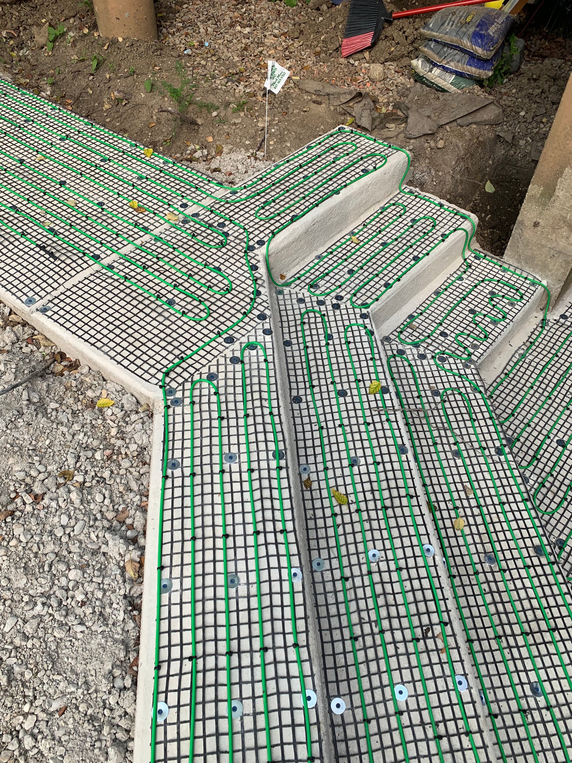 smartinstall of Walkway steps and entryway with snow melting system for outdoor tile pavers (15)