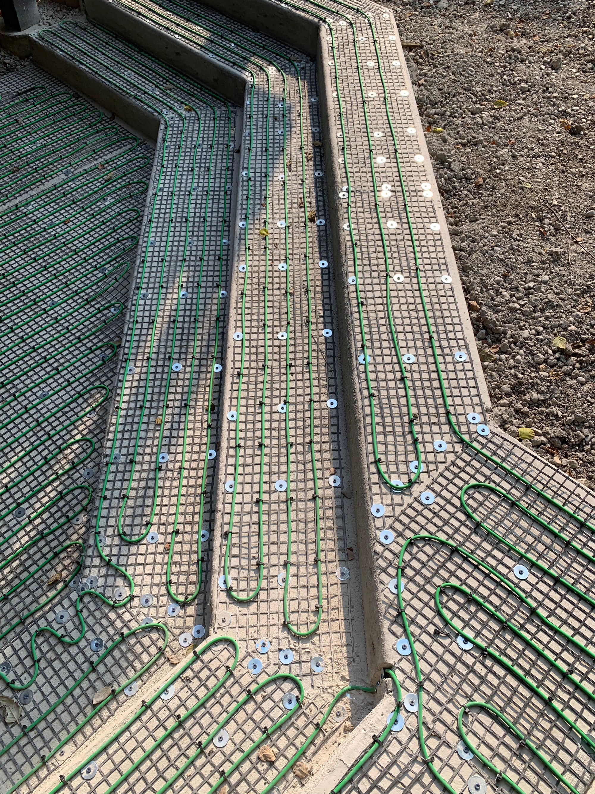 smartinstall of Walkway steps and entryway with snow melting system for outdoor tile pavers