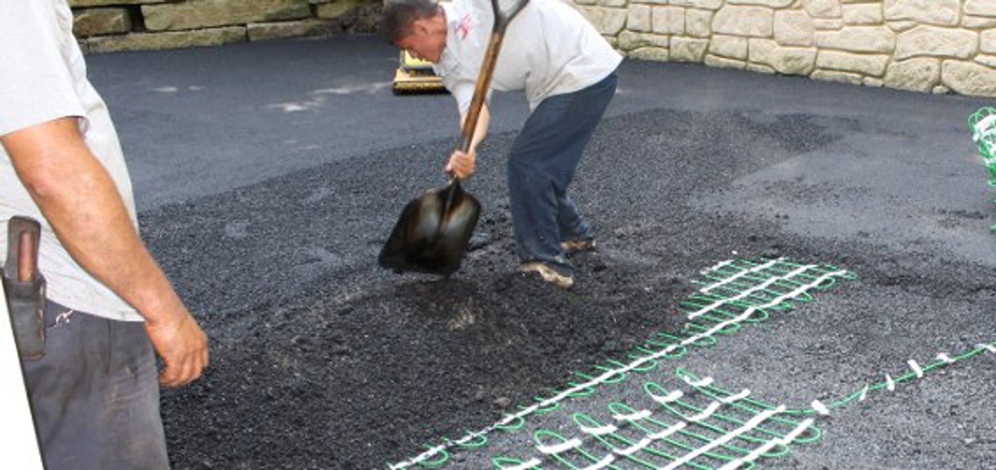 Snow melt installation for asphalt driveway in zion illinois 3
