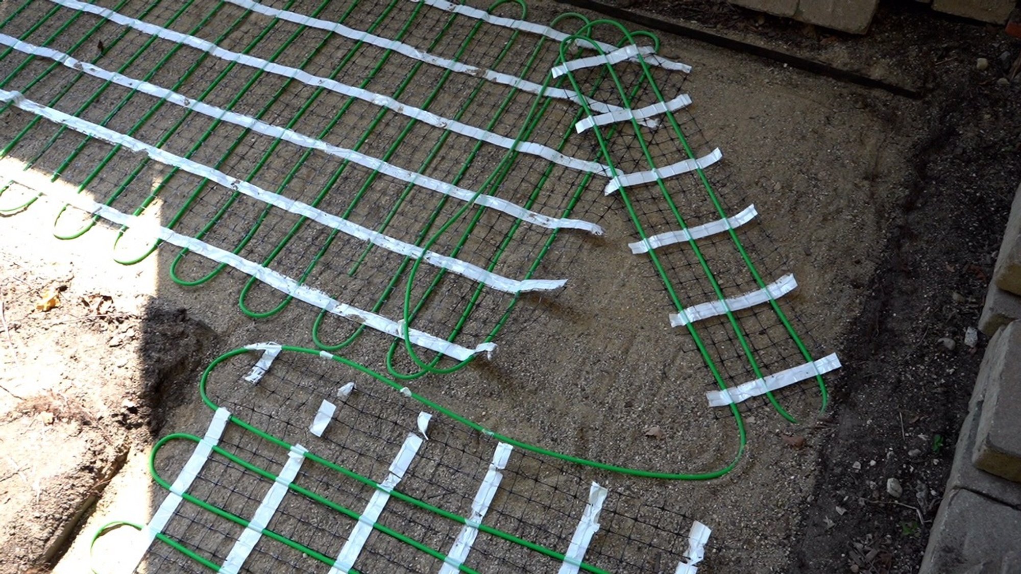 Installation of snow melt mats for cut and turn EVANSTON, IL