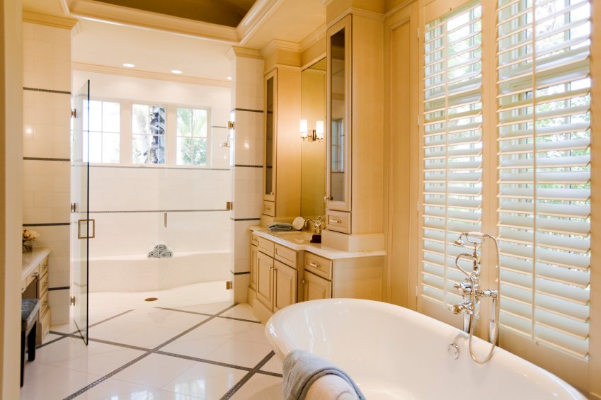 Istock 000006366303small Bathroom Heated Tile Floor Curbless Shower 070214