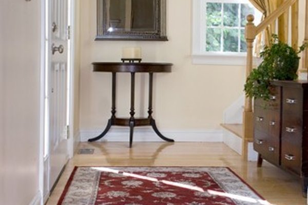 Keeping your foyer warm in the cold weather