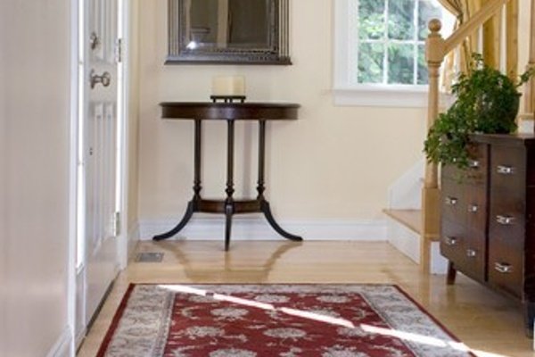 Keeping your foyer warm in the cold weather