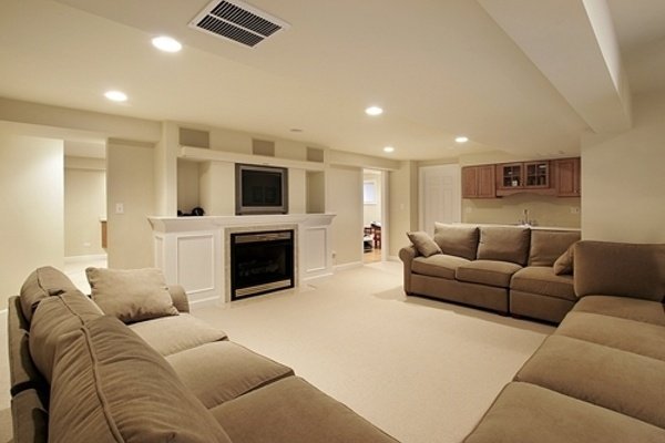 Large Basement with carpet floor