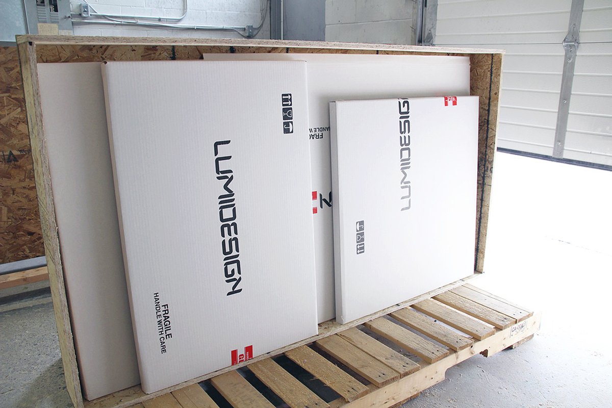 LED Mirror Made-to-Order Shipping Box