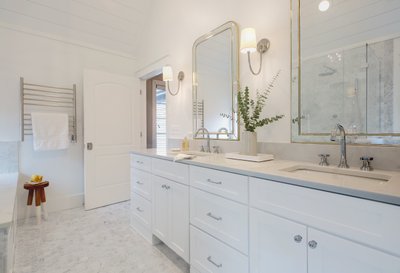 Luxury Towel Warmer Comfort for a Master Bath in the Village of Lakewood, IL