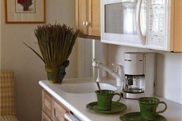 Making your small kitchen more comfortable and functional