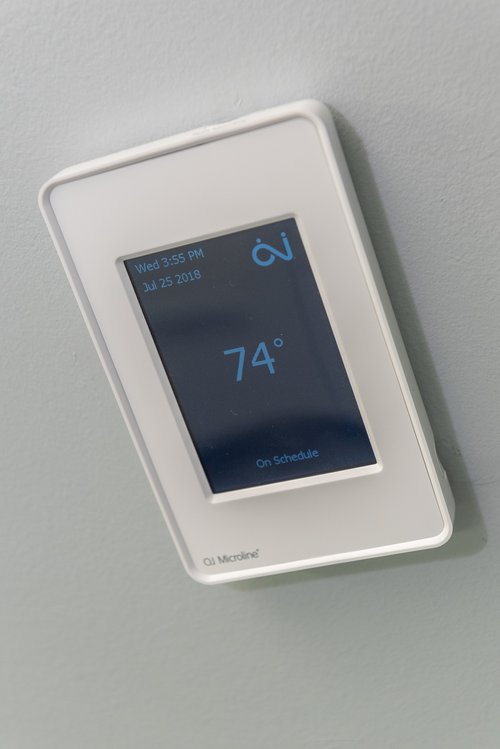 Master Bath floor heating thermostat