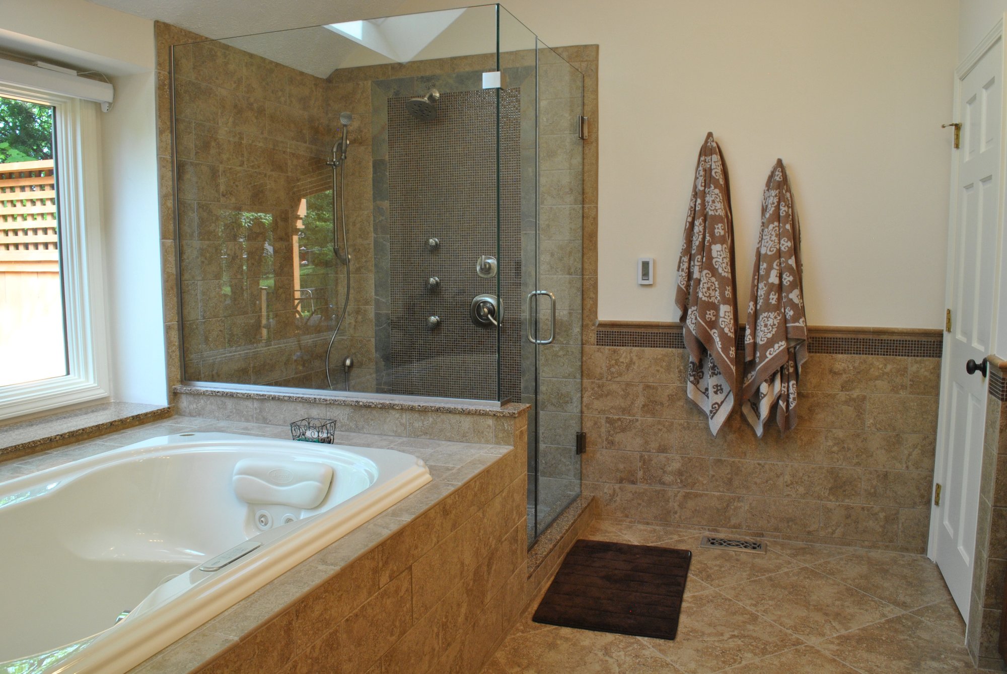 Master Bath with Electric floor heating cable