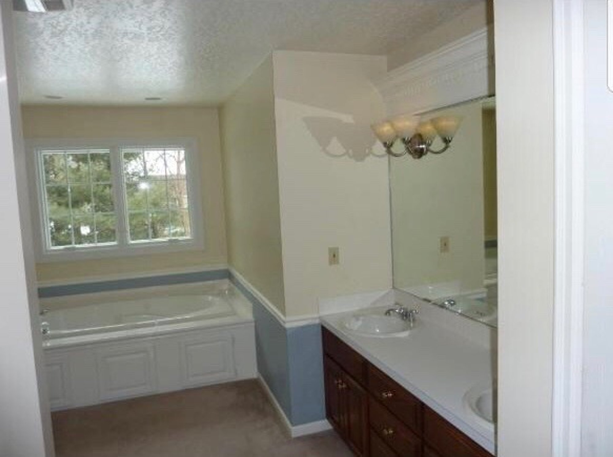 Master bathroom remodel with floor heating cable under tile DES MOINES, IA