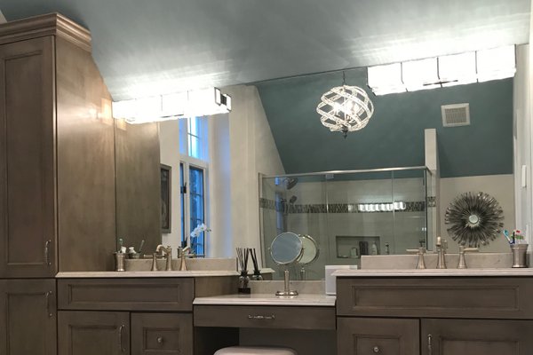 Master Bathroom vanity with underfloor heating