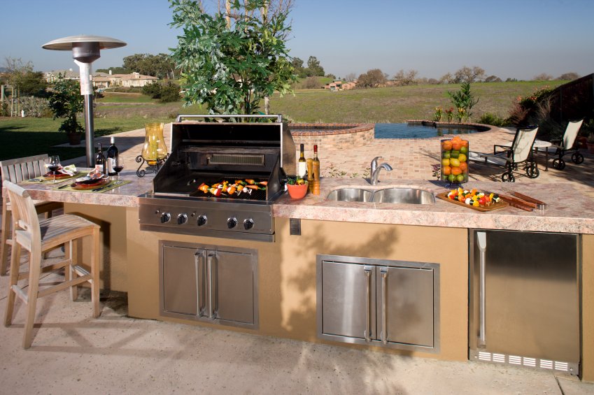 Outdoor Kitchens for All Seasons with Radiant Heat