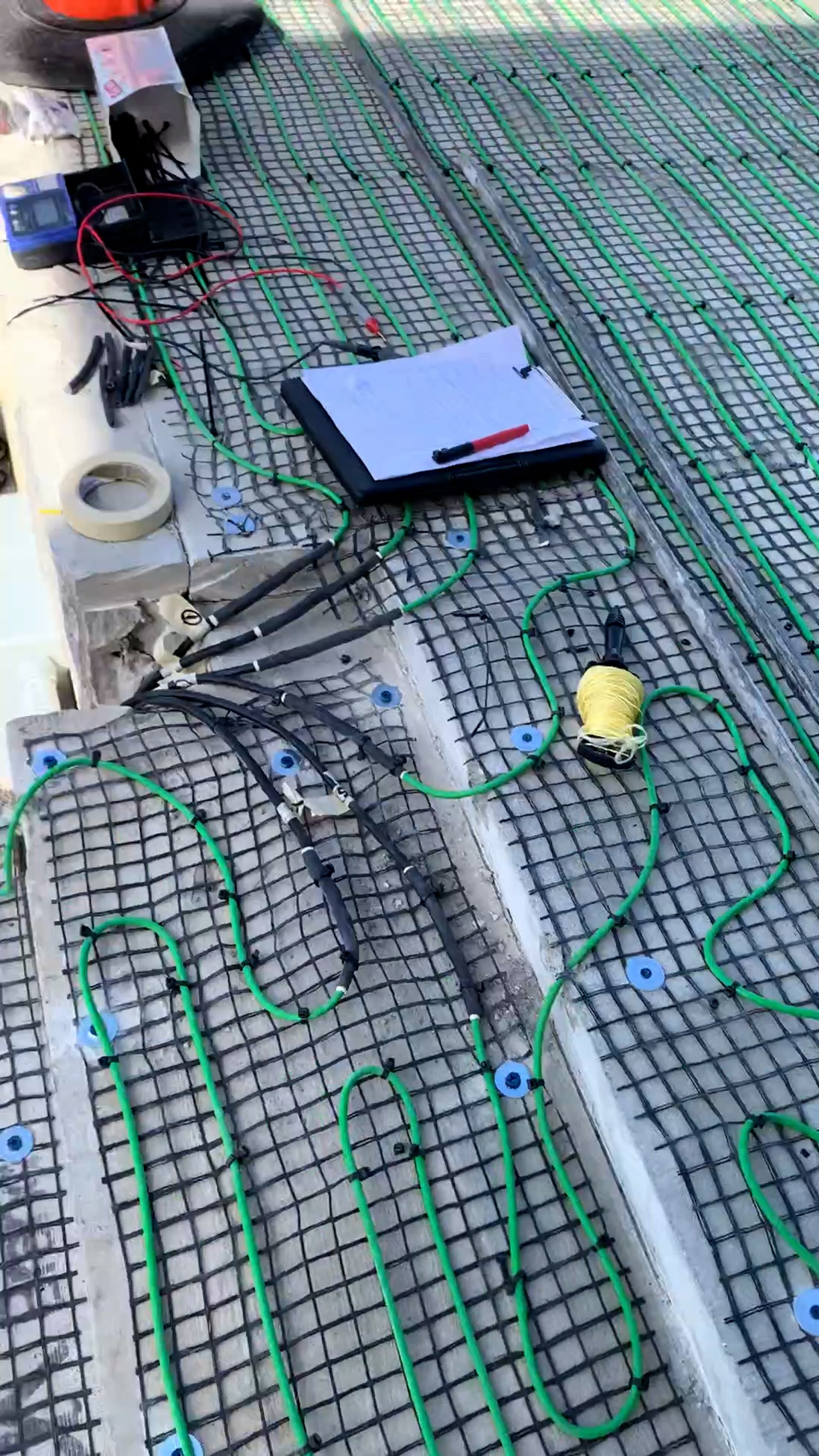 Paver snow melt installation for heated stairs and terrace SmartInstall cold leads