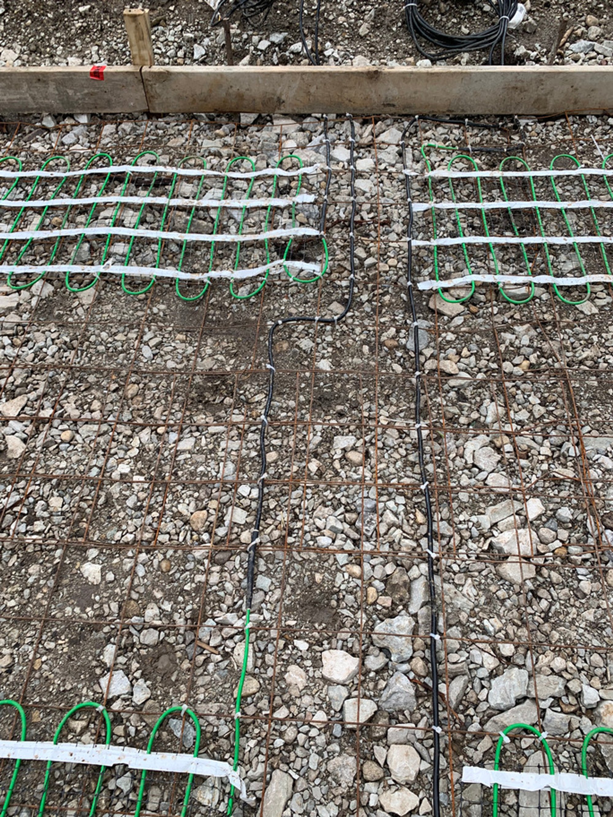 Smartinstall in Elmhurst illinois for heated driveway and walkway with snow melt system and geogrid (29)